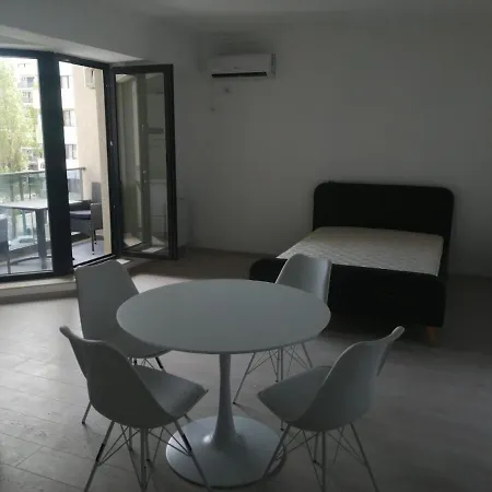 Apartment Studio Sebastian Mamaia